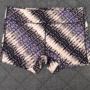 Athleta chaturanga short